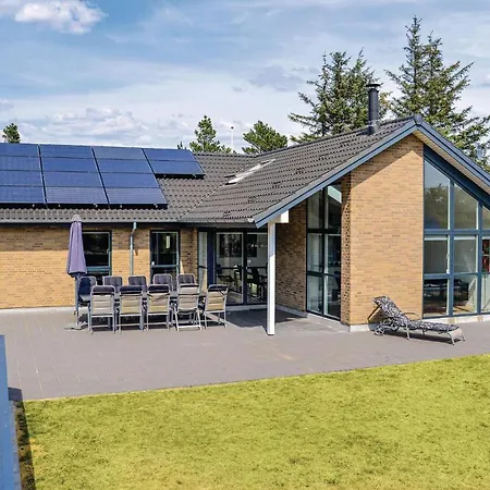 Holiday home Stunning In With Wifi